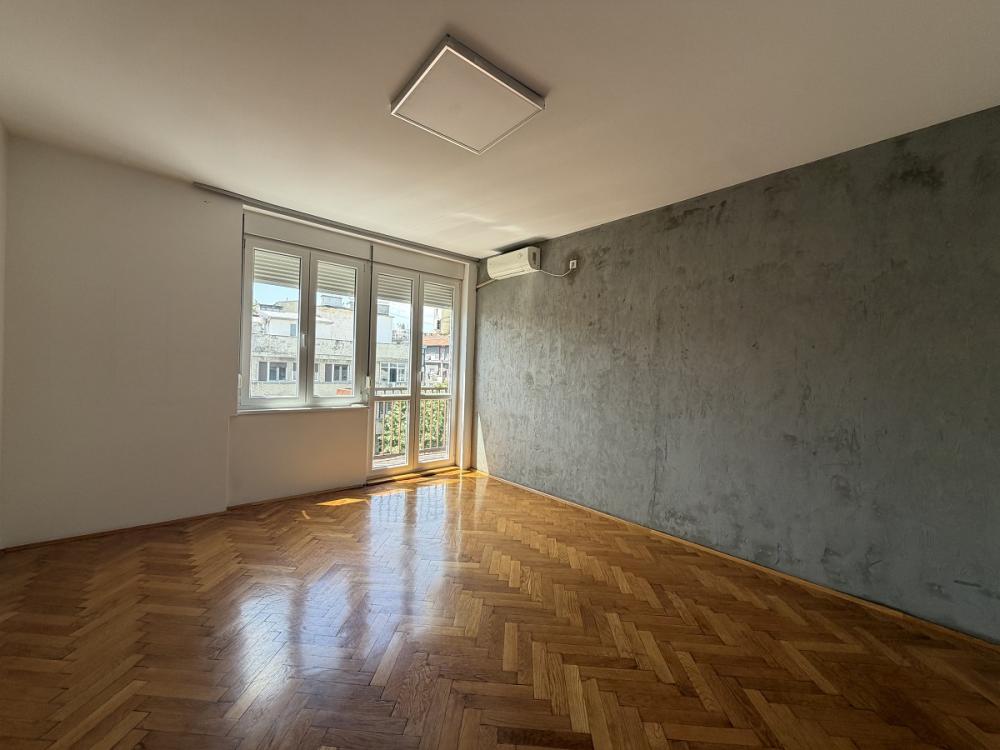 Slika 6 - Cara Dušana, Dvosoban stan na prodaju, 68m2, 289.000€